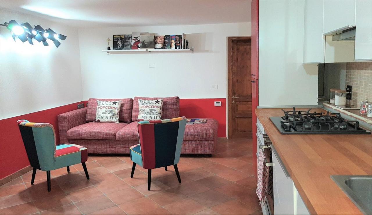 Movie Star Apartment With Garden Firenze Bagian luar foto