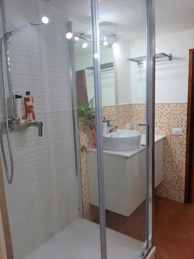 Movie Star Apartment With Garden Firenze Bagian luar foto