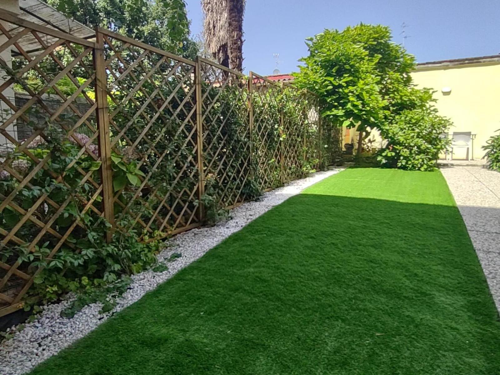 Movie Star Apartment With Garden Firenze Bagian luar foto